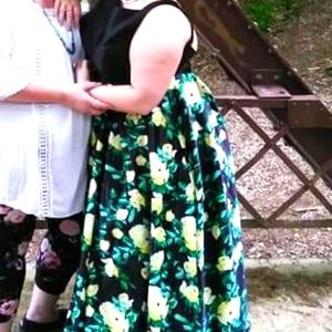 Two piece prom dress sz 18 but fits a 14/16